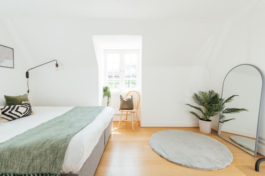 Charming 2 Bedroom Flat In The Heart Of Kings Cross, Лондон Екстер'єр фото