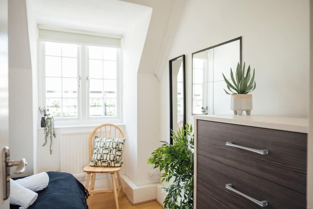 Charming 2 Bedroom Flat In The Heart Of Kings Cross, Лондон Екстер'єр фото
