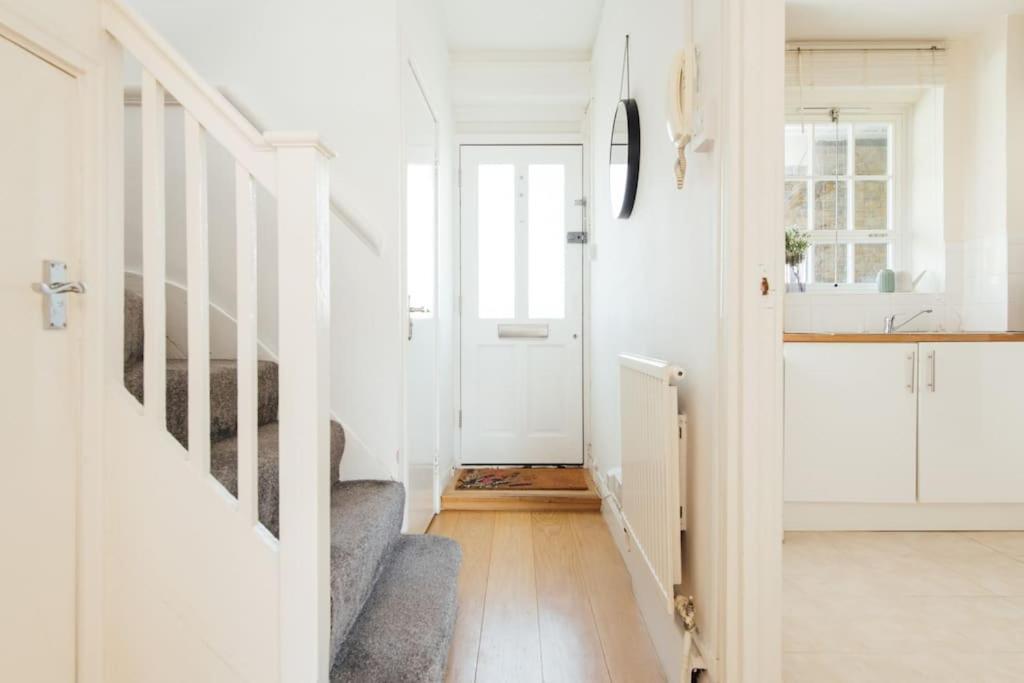 Charming 2 Bedroom Flat In The Heart Of Kings Cross, Лондон Екстер'єр фото