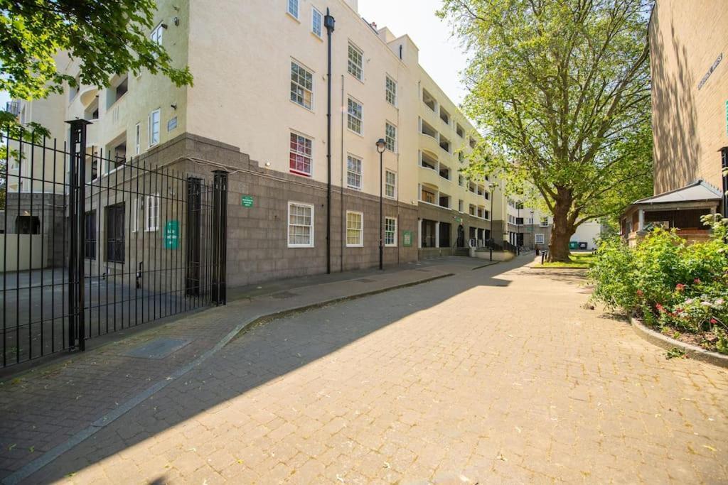 Charming 2 Bedroom Flat In The Heart Of Kings Cross, Лондон Екстер'єр фото