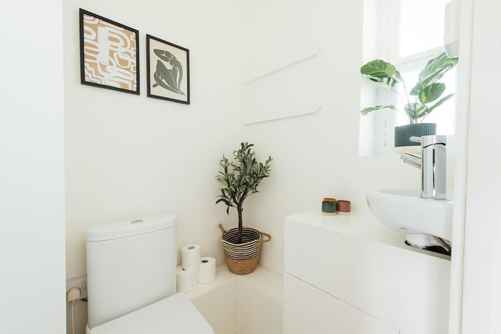 Charming 2 Bedroom Flat In The Heart Of Kings Cross, Лондон Екстер'єр фото