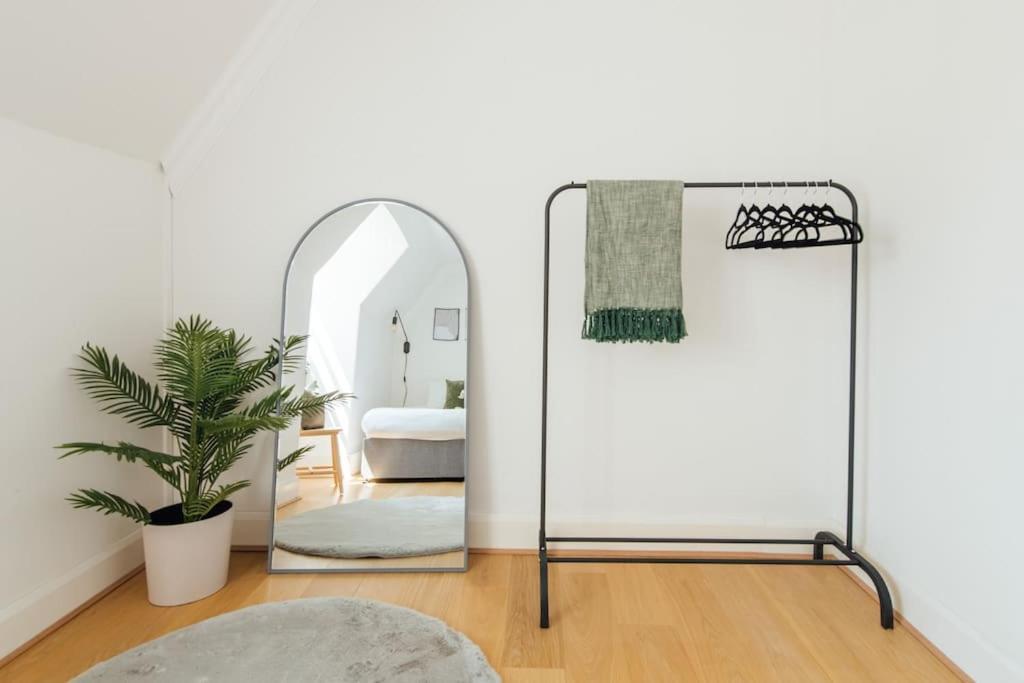 Charming 2 Bedroom Flat In The Heart Of Kings Cross, Лондон Екстер'єр фото
