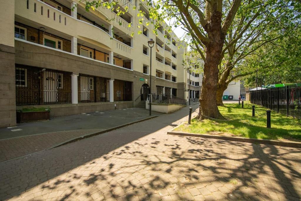 Charming 2 Bedroom Flat In The Heart Of Kings Cross, Лондон Екстер'єр фото